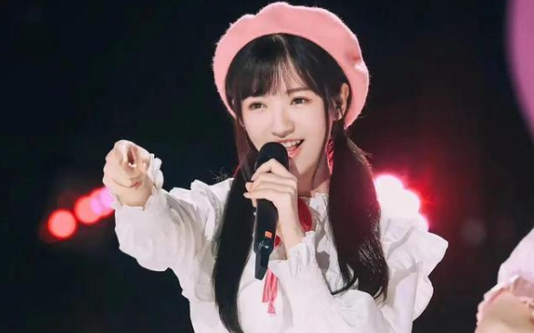 李佳洁|曾和刘雨昕在同一个团队，还曾出现在《创造营3》中，现在转行为了演员