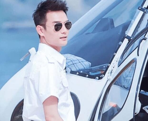 谭松韵|?航空新剧来袭,谭松韵担纲女主,看到男主,观众称追定了