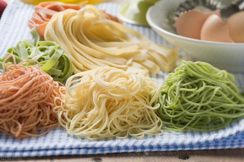 医学小栈|常吃面条易“拖垮”骨质？医生：不想骨丢失过快，2种食物要少吃