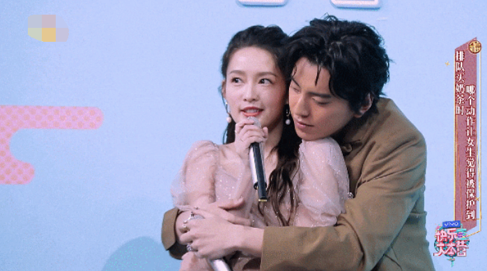 吃瓜群众|是表演入戏还是别有用心？围观也有节操，吃瓜群众要分清专业与猥琐！