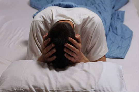 睡眠|甲状腺癌是“吃”出来的？提醒：睡觉若有4种表现，可能甲功已经很差了