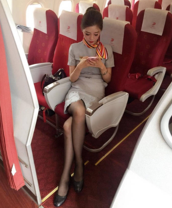 T恤衬衫白帆布 21岁空姐感染HPV，医生提醒：坐飞机时，厕所“1物”少碰