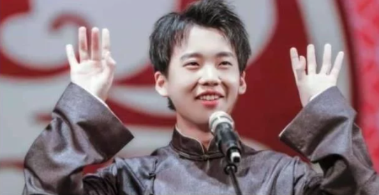 长津湖|郭麒麟曾表示对她有好感，正发起爱情攻势，难道这次郭德纲的儿媳是她？