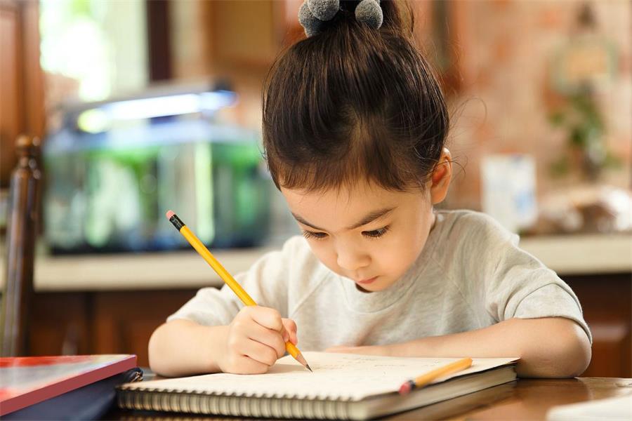 雷九趣说|六岁前,教会孩子这些好习惯,让他将来少受罪