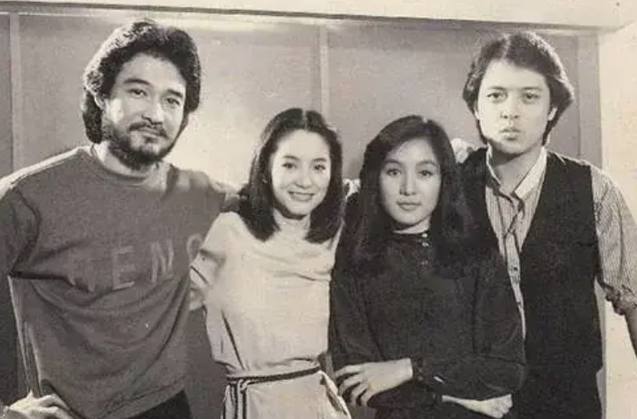 肖战|要退就退的干干净净, 退出歌坛后被人找了20年, 可始终没人再见过