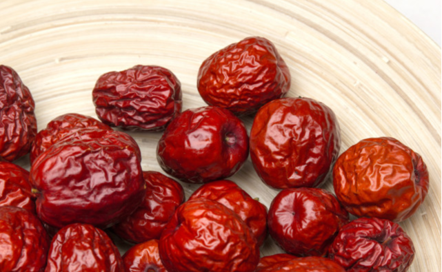 中国医师协会|建议中老年人：家中常备这5样零食，每天吃一把，营养美味还不贵