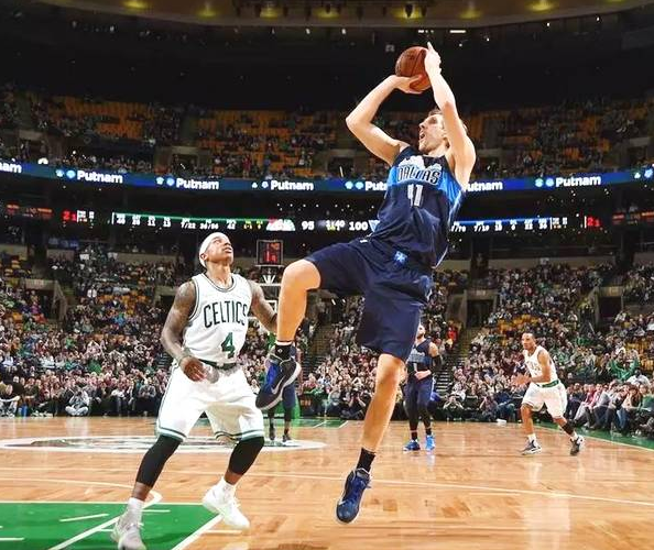 |如果要选出NBA史上罚球最准的五人阵容，你觉得应该都有谁呢？