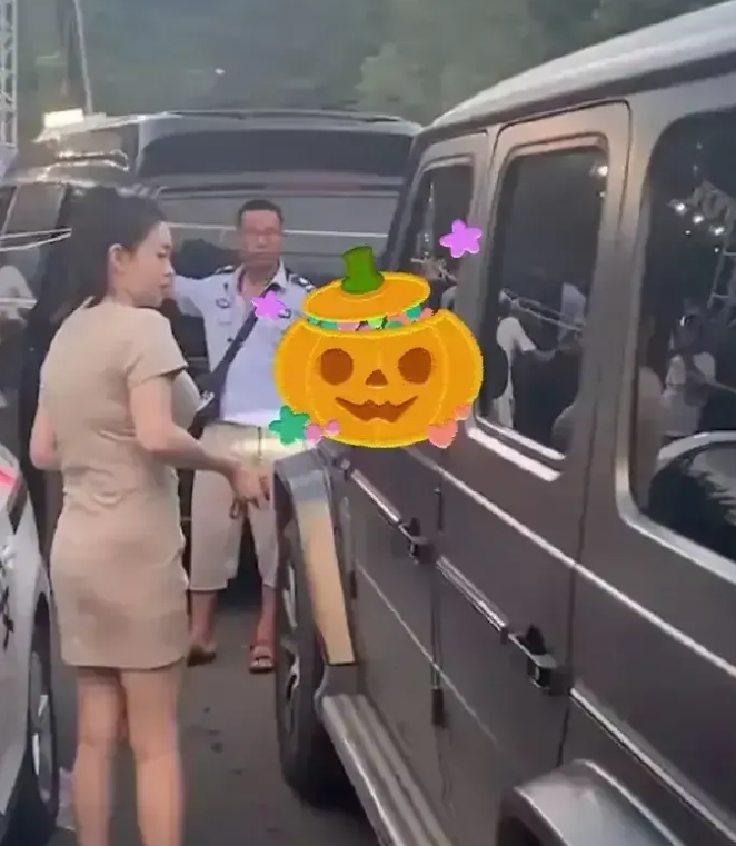 赵本山|面对赵本山徒弟们的座驾，王思聪也得退避三舍