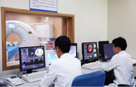 鸡蛋|有了肺结节不能吃鸡蛋?呼吸科主任提醒:多喝1水,吃2果才是重点