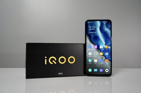 创维|iQOO Z1x测评：5G全能小霸王