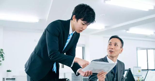 |职场中为什么认真干事的人在斗争中都会败给不干事的人？