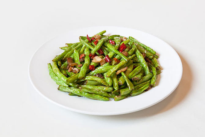 胃酸|肝胆科医生提醒:晨起有这4个表现,是肝在“求救”,别等肝脏受伤严重才后悔