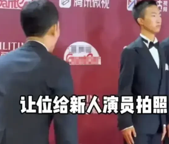 彭昱畅|何炅对彭昱畅说的3句“你凭什么”，揭露了圈内有多注重资格和排位