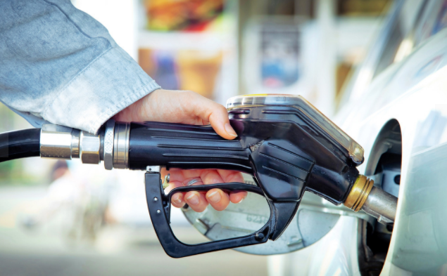 油价 中国人民呼吁，要卖车了，是什么原因呢？