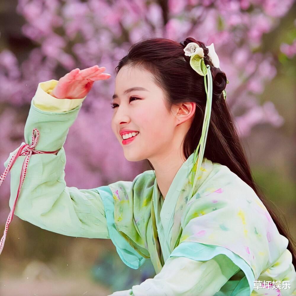 杨雨潼|杨雨潼到底有什么背景，被评为中戏校花、出演仙剑，你怎么看？