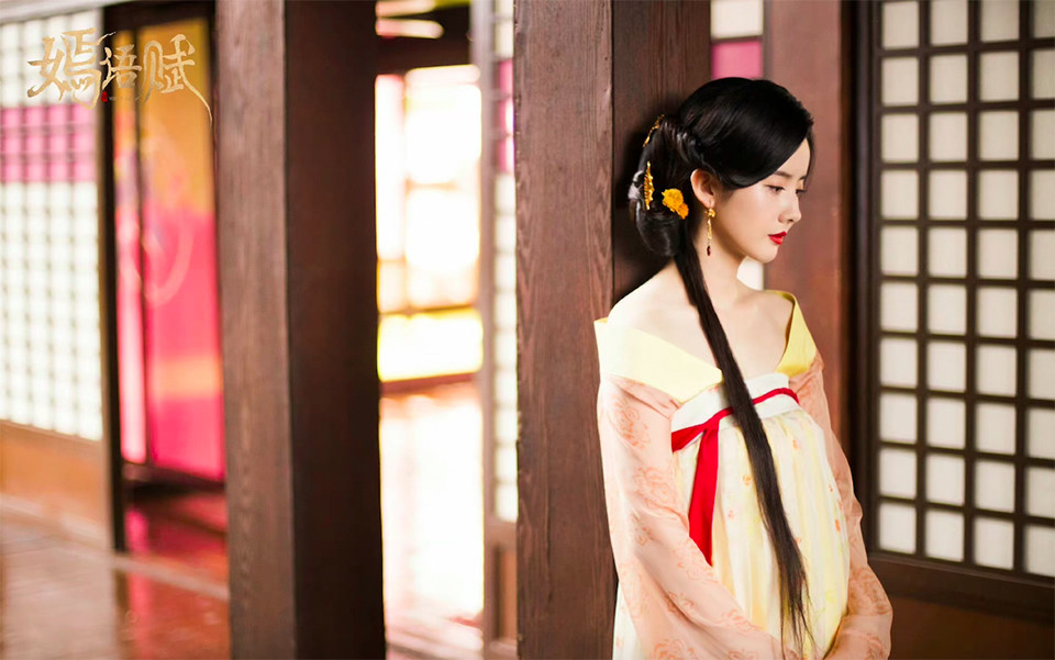 花魁|古装剧10位女星演「第一花魁」！袁冰妍妖媚、刘诗诗清纯，赵丽颖造型被嫌丑