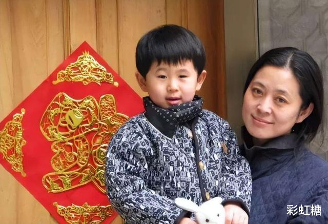 孙越|有一种母爱叫倪萍，为子求医十年，儿子痊愈后，她却倒下了