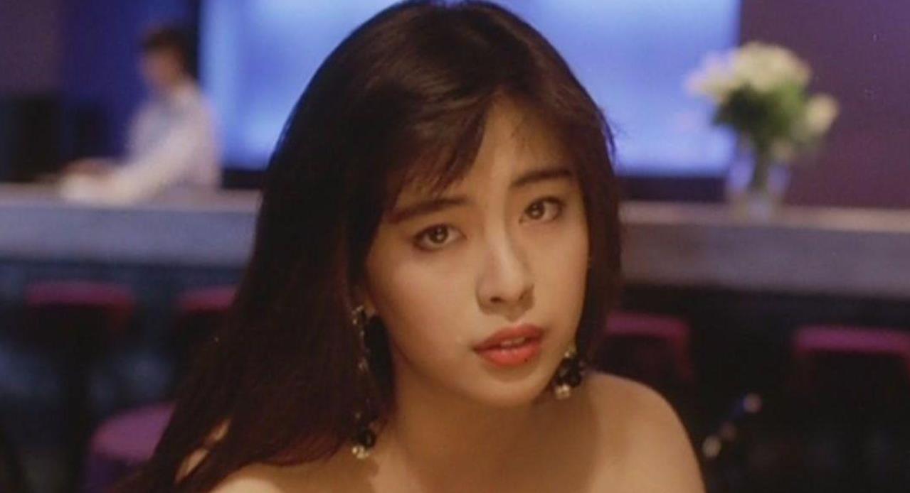 王祖贤|王祖贤300亿银行账单，隐退前曾表示，手里的钱一辈子花不完