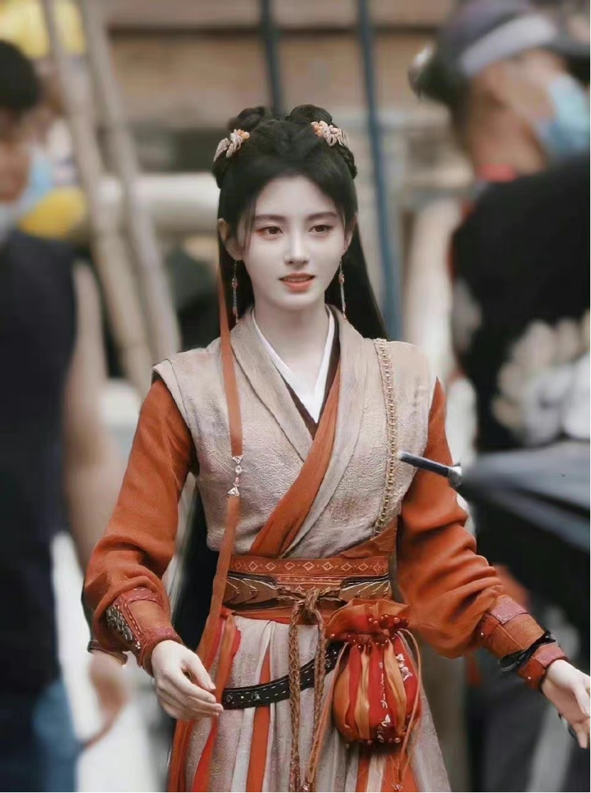 鞠婧祎|4部《仙剑》系列待播剧：鞠婧祎虞书欣新剧明年播，白鹿凑热闹？