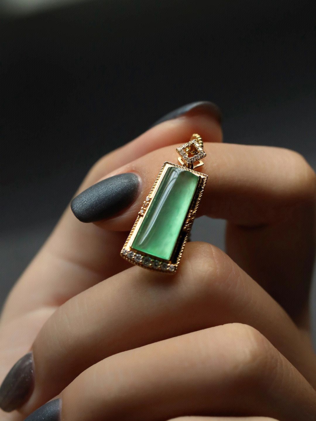 紫檀|高冰晴绿翡翠无事牌