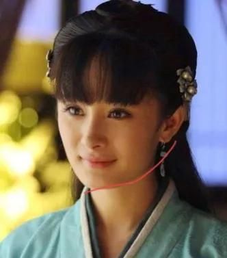 天蝎座 那些出道前后大变脸的明星,最后一位堪称“换人”