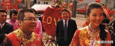 车晓|38岁车晓近照，隐瞒了20年的母亲，原来是熟悉的她