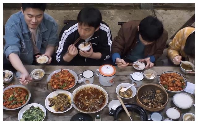 张天爱|黄磊，“不爱惜羽毛”终于付出代价