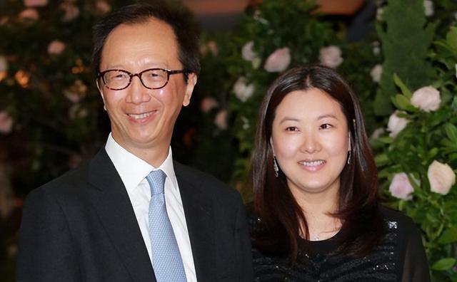 伏明霞|太幸福!跳水皇后伏明霞为讨70岁老公欢心,不顾高龄拼生四胎