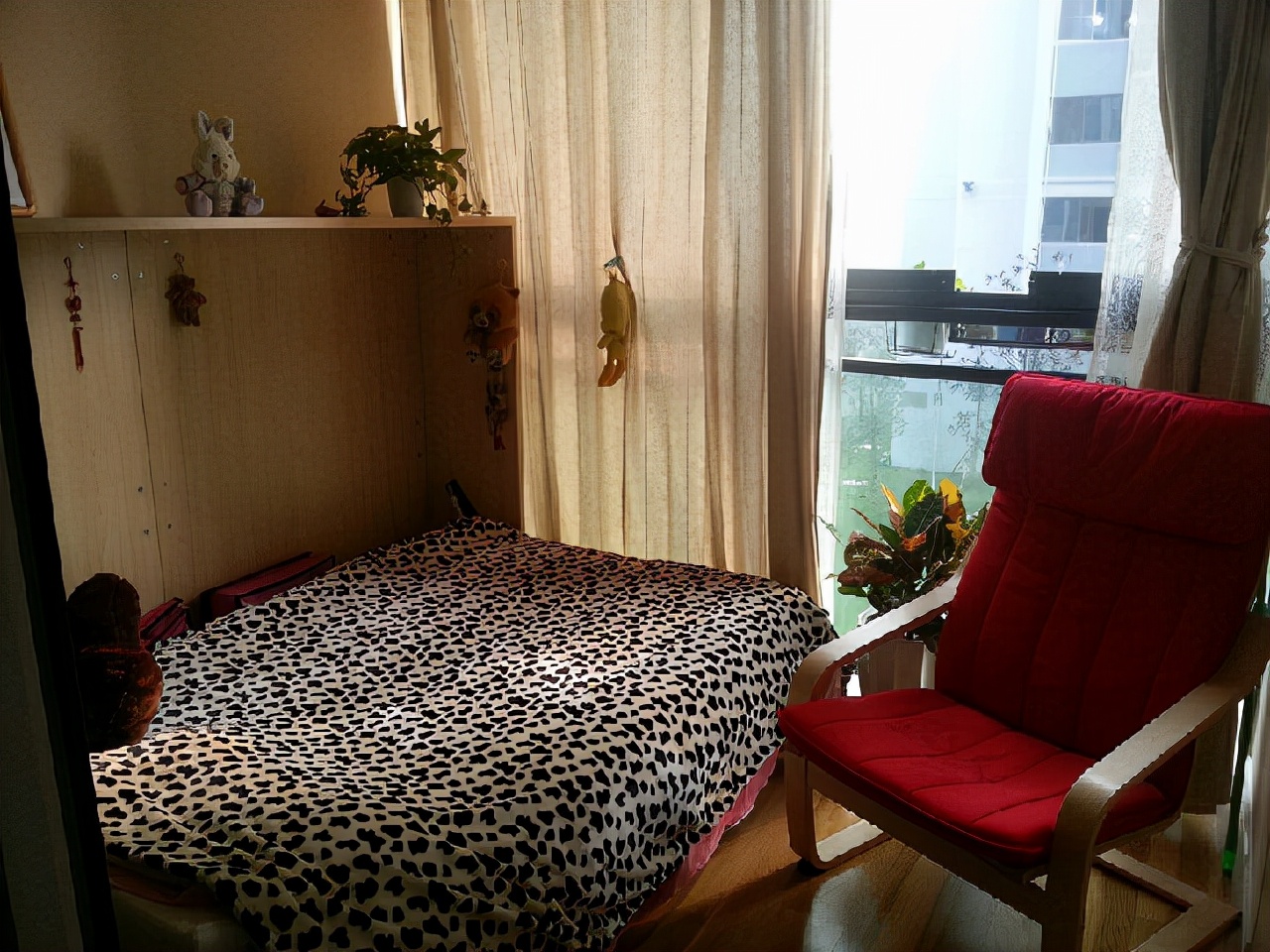 45㎡两室两厅,简单装修花6W,半平方都舍不得浪费呢