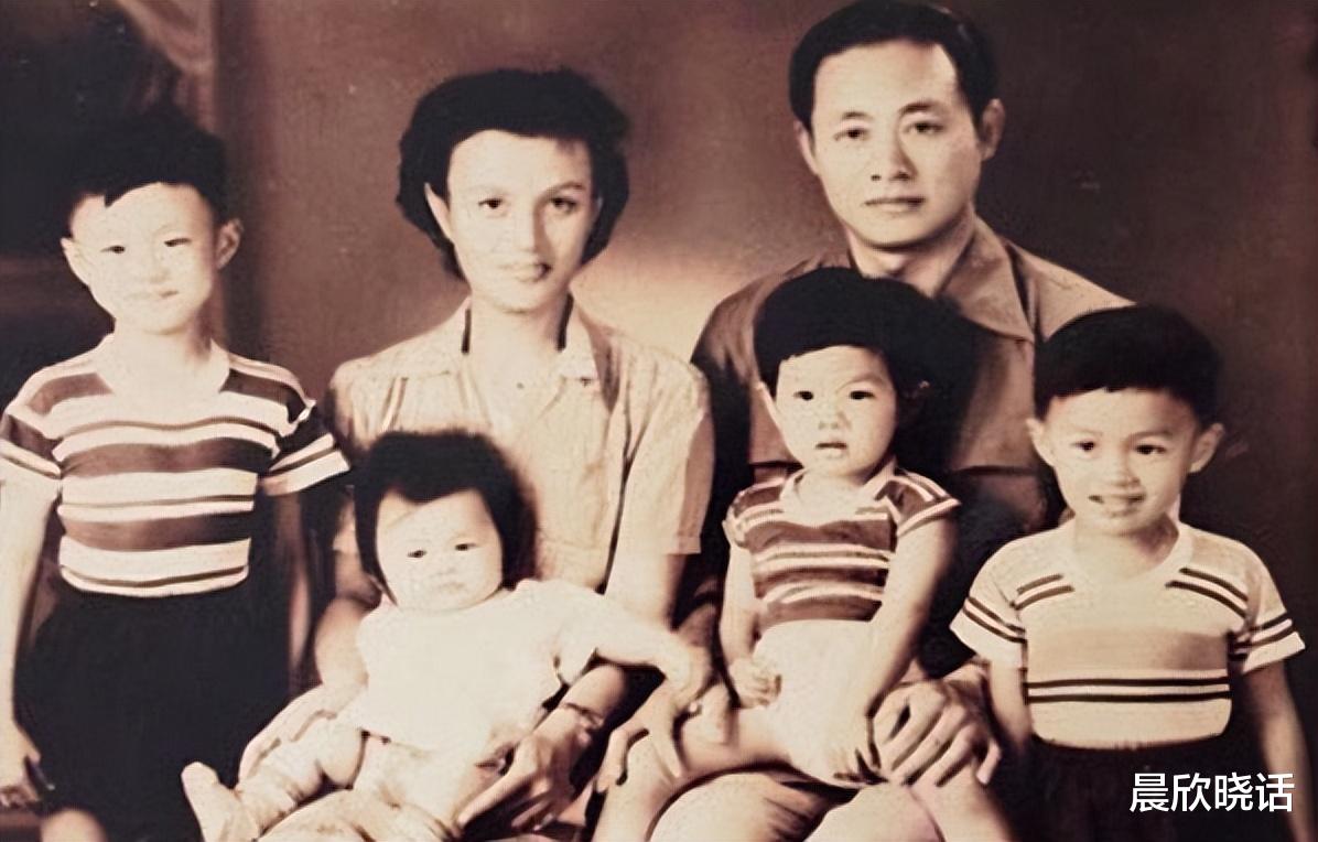 金士杰|金士杰：坚持不婚不育，60岁喜得龙凤胎，余生不会辜负小25岁妻子