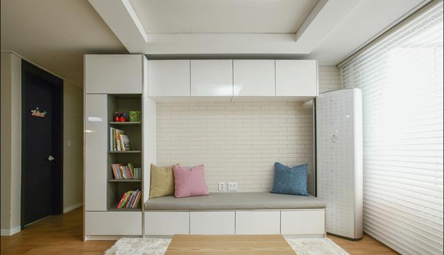 80索性不买沙发,客厅装个卡座,能坐能收纳,实用性更高!