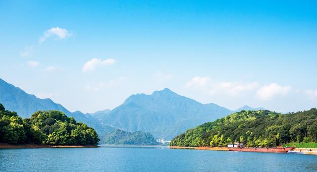 千岛湖|九江有座亚洲最大的土坝水库，颜值不输杭州千岛湖，游客暂时不多