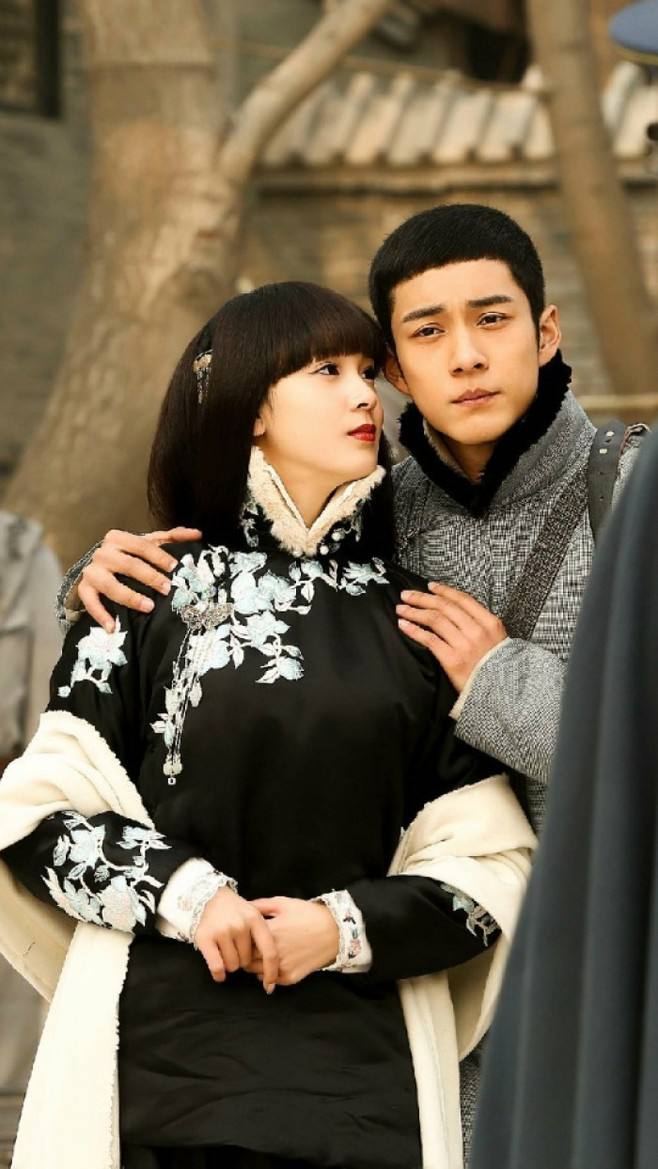 陈瑶|一天3个瓜：地下情，跟初恋20年不见面直接结婚，和富商约会被隔离，哪个最意外