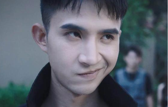 陈晓|《梦华录》中陈晓的小跟班，竟然是歪嘴战神，龙王驾到，失敬失敬