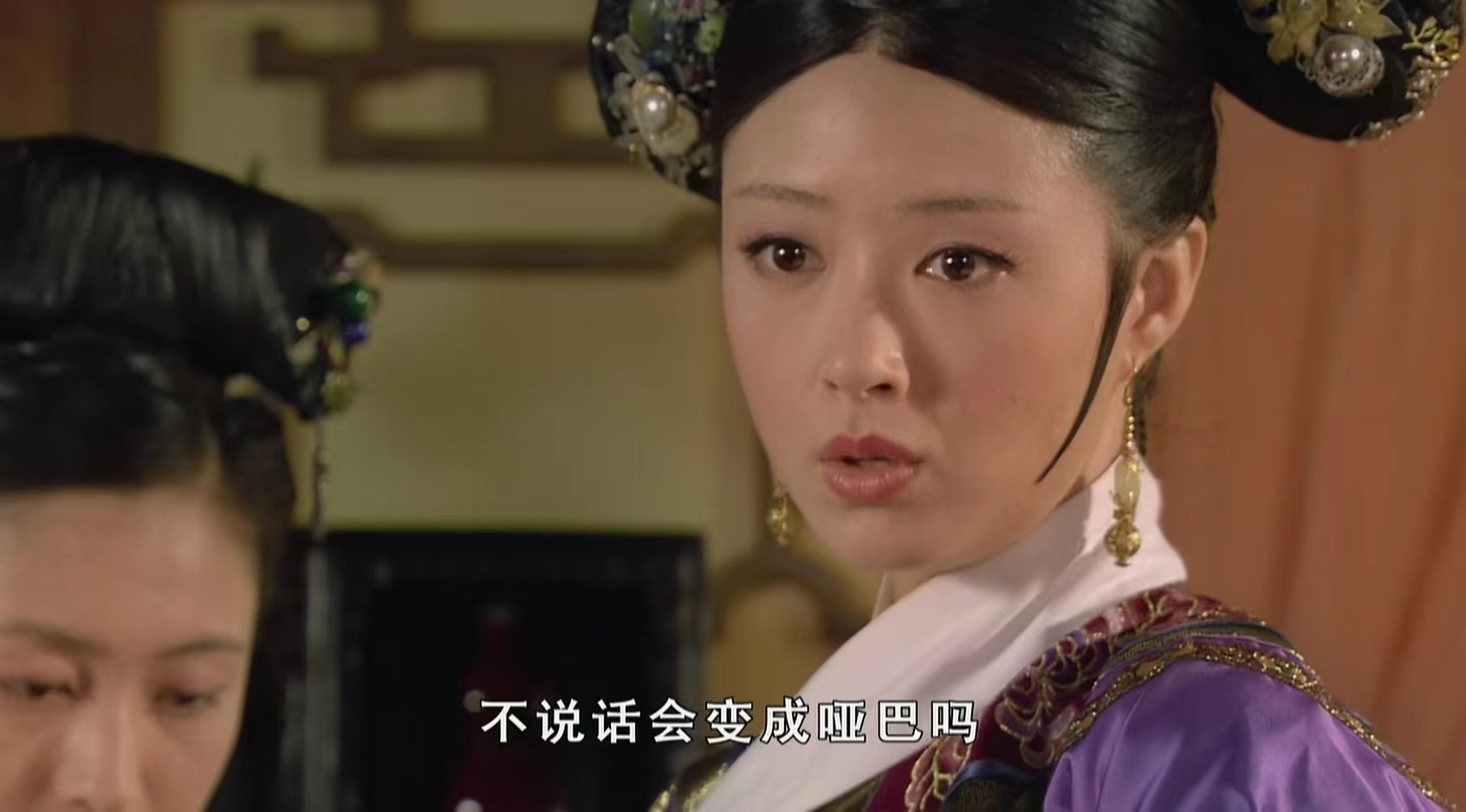 华妃|甄嬛传：曹贵人坑华妃前，还曾坑过丽嫔