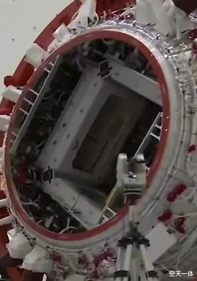我们的空间站有6个睡眠区了,航天员现在睡哪儿,问天舱更安静?