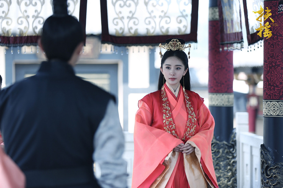 古装剧|古装剧8位女星演「女帝」！赵露思《且试天下》霸气外露，袁冰妍《琉璃》腹黑阴狠