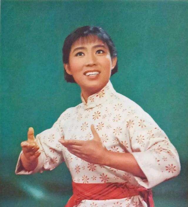 童祥苓|上海京剧院文革中的几位头牌:童祥苓、李丽芳、李炳淑、李崇善等