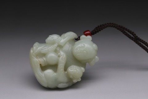 |回流 舊藏和田玉“枣红皮 执穗童子”