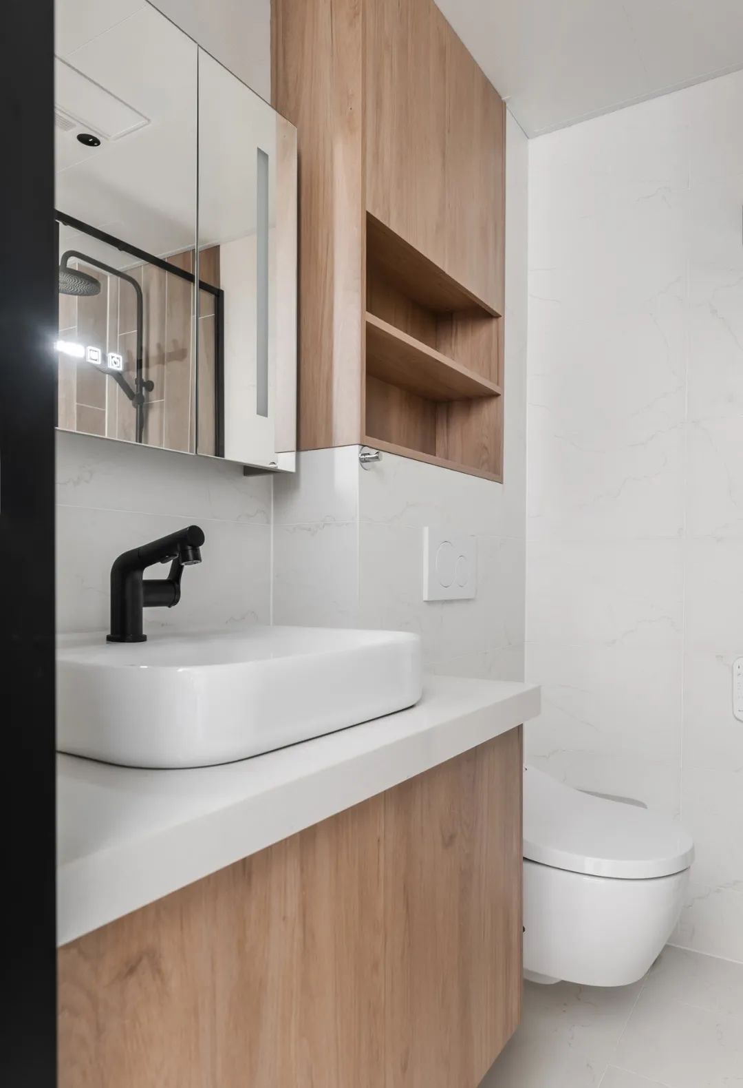 两室无厅改造一室一厅,成就70㎡婚房