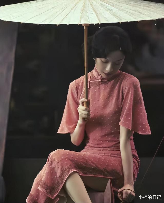 景甜|汤唯的腰,景甜的臀,张曼玉的眼,这12位穿旗袍的女星个个惊艳