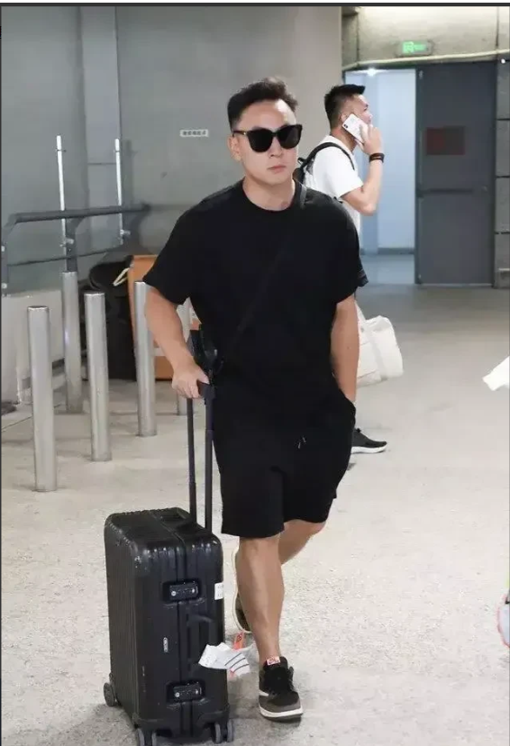 小姐姐|释小龙，引发热议！