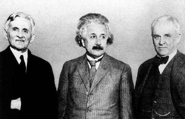 完整的宇宙到底有多大?事实上,人们根本看不到宇宙的边界