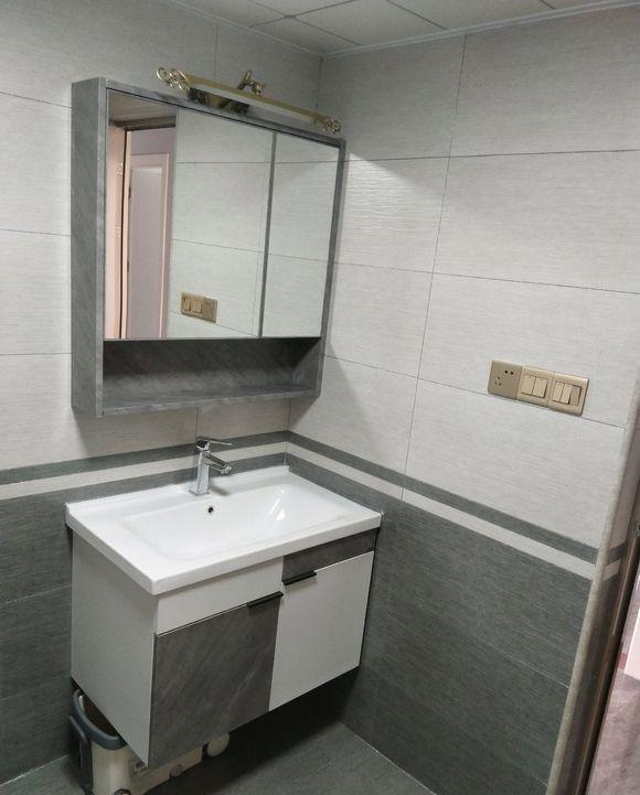 89㎡两居穷装完工,全屋刷漆,不做吊顶只贴石膏线,效果也不赖