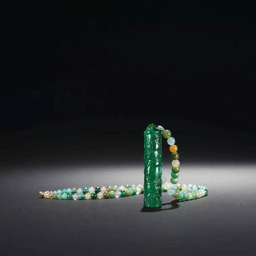 翡翠|清朝皇家御用的「翡翠」制品,能有多壕?