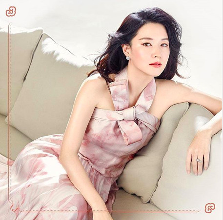 减脂 纽约时装周发型师揭秘：甜美日系vs清新韩系短发整理大全