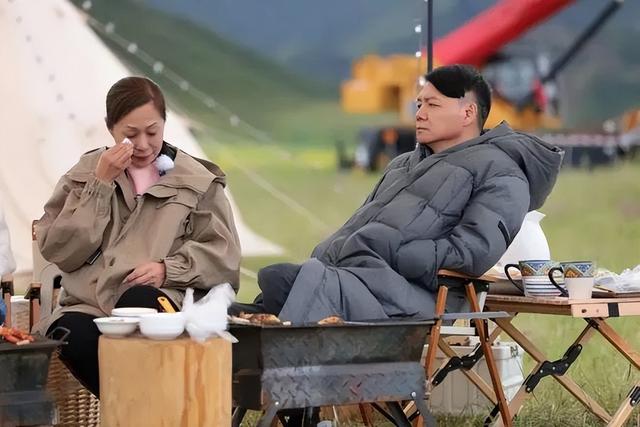 lisa|知名男星为救爱妻花光家产，却官宣离婚！