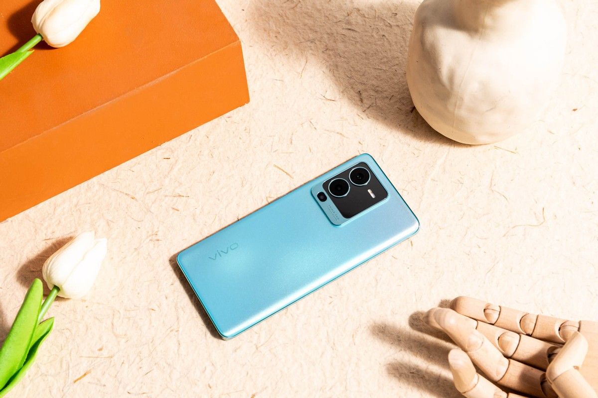 红米手机|vivo S15 Pro惊喜来袭,优秀机型上手即“上瘾”