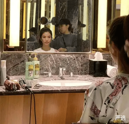 洗发水 戚薇晒的洗发水,用完可3天不洗头,袁咏仪:我的柔顺秀发也靠它