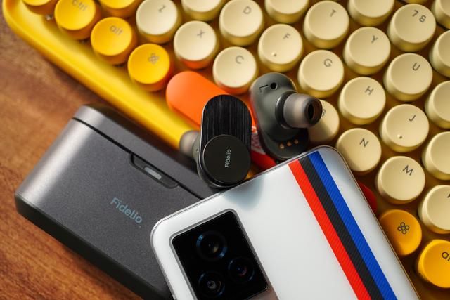 |对标同类旗舰产品 降噪音质超级能打 飞利浦Fidelio T1使用体验